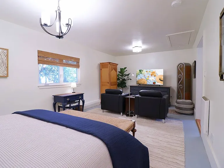1596 Ronne Dr #1 — Photo 12
