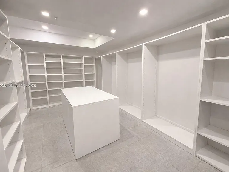 17301 Biscayne Blvd #308 — Photo 12