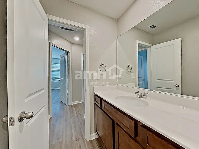 3410 Ridge Hill Pkwy — Photo 13