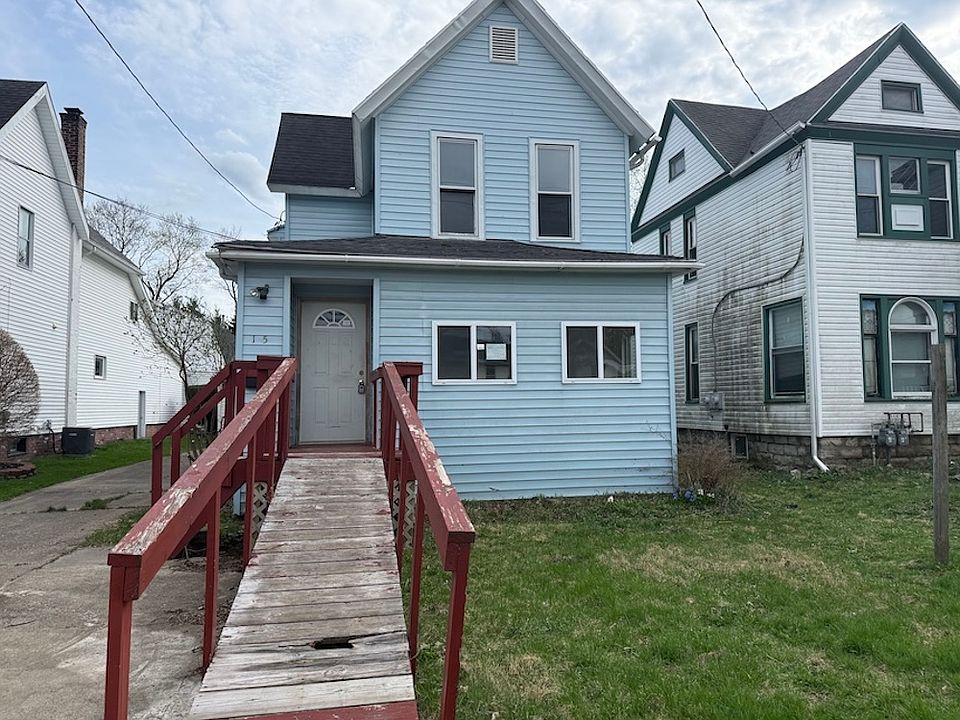1st image of 15 Maple St