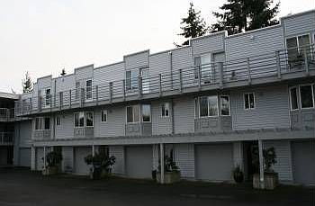 1st image of 1610 Park Ave