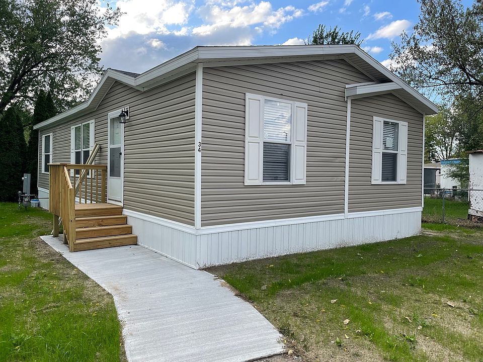 1st image of 34 Mille Lacs Ln