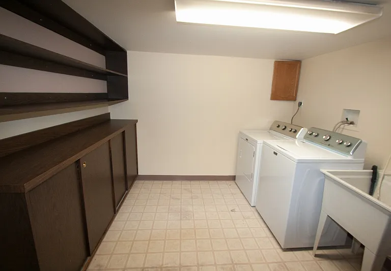 3733 Grove St — Photo 28