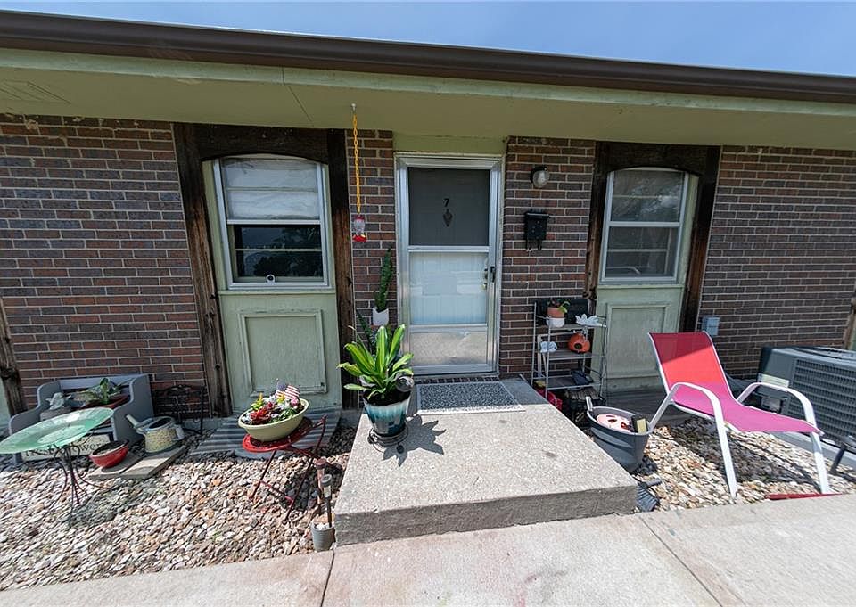 408 South Mulberry Street Apartments Warrensburg, MO Zillow