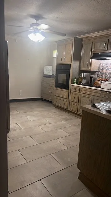 Cash Cir, Beaumont — Photo 3