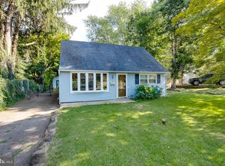 60 Farrell Ave, Ewing, NJ 08618
