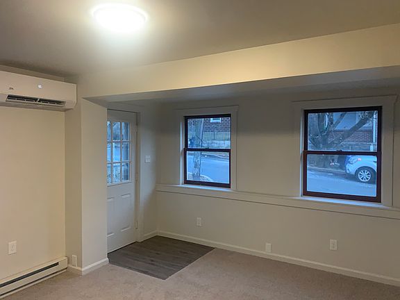 5th image of 62 Wood St