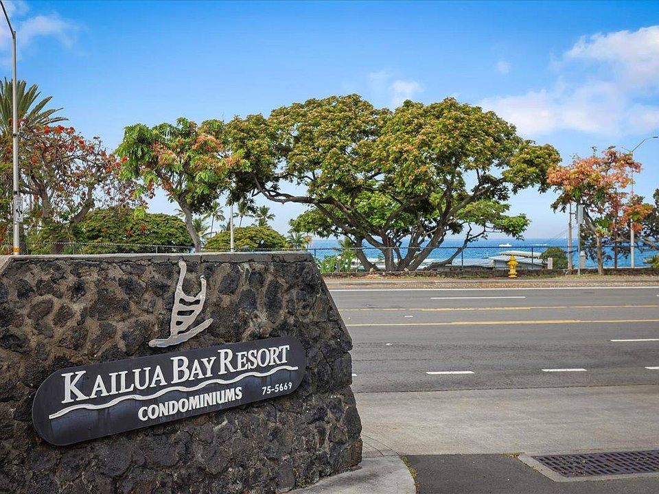 1st image of 75-5669 Kuakini Hwy #4203