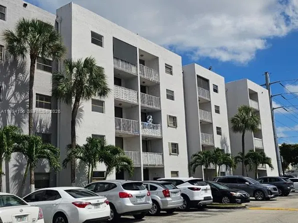 8075 NW 7th St, Miami, FL