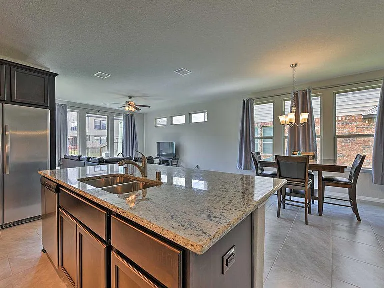 3322 Harvest Meadow Ln — Photo 6