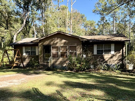 2nd image of 902 Rayburn Rd