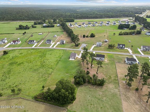 4th image of 257 Sweet Grass Lane