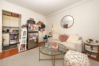 Rented by Rita S Citrin, LREB
