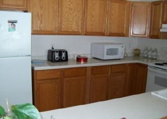 5th image of 2206 Patrick Ln