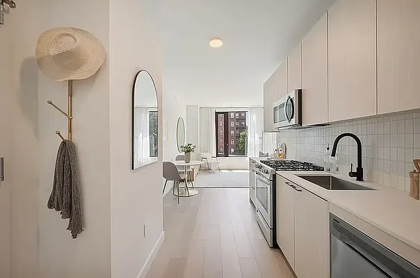 Rented by Living New York | media 1