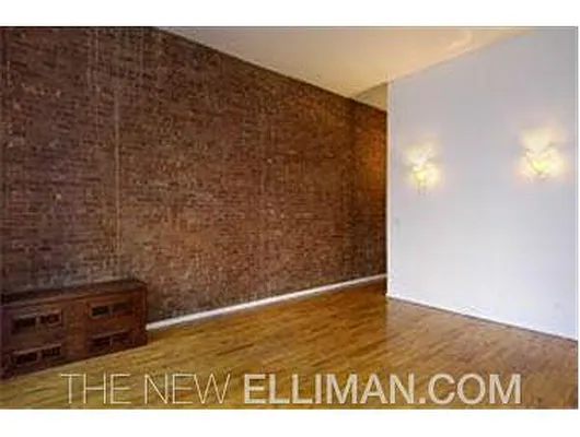 Rented by Douglas Elliman | media 16