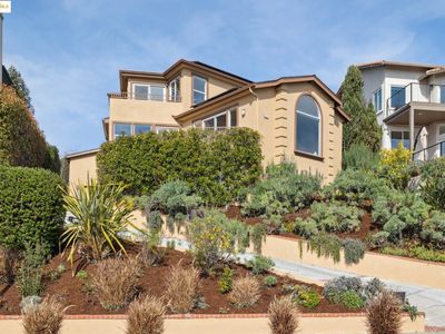 6174 Contra Costa Rd, Oakland, CA, 94618