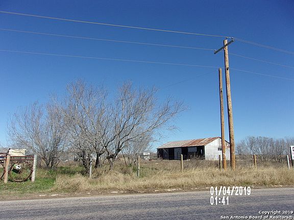4th image of 1866 E Fm 476