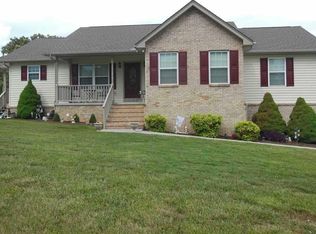 3834 Settlers Trl, Kodak, TN 37764