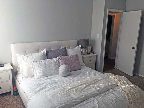 5th image of 1325 Riverfront Ct APT 201