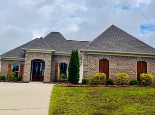 407 Taylor Ridge Ln, Taylor, MS 38673