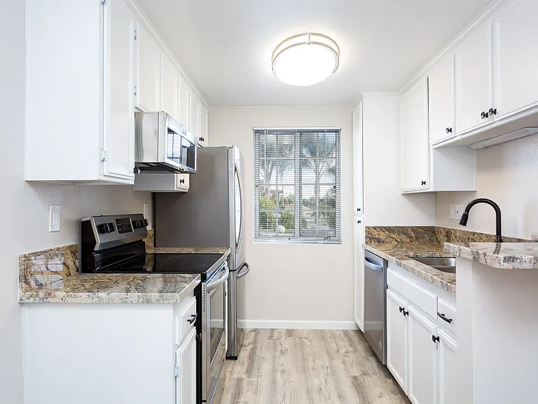 4163 Cleveland Ave #6 — Photo 7