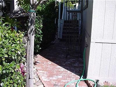 5th image of 2550 E Valley Pkwy Space 23