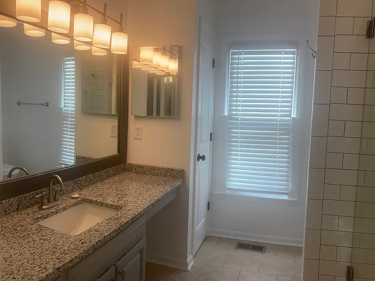 10 Kildare Woods Ct — Photo 20