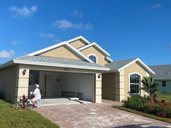 2nd image of 413 Seafoam Cir