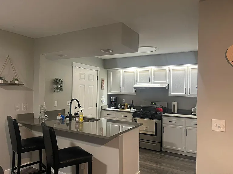 485 SE Jetty Ave — Photo 6