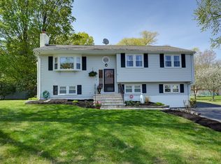 5 Fred St, Burlington, MA 01803