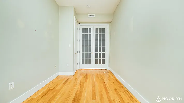 Rented by Nooklyn NYC LLC | media 5