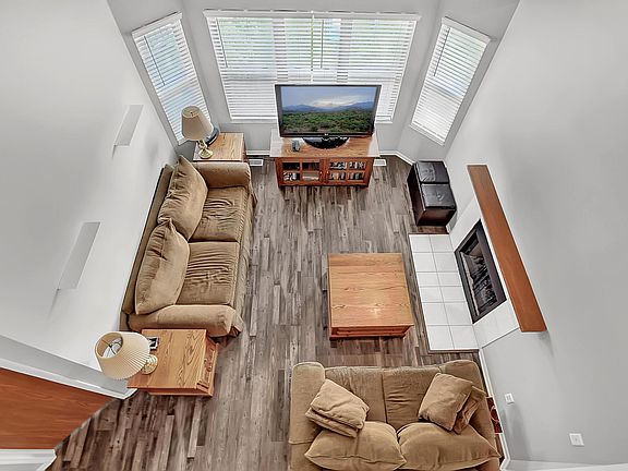 4th image of 8710 Kingsley Dr