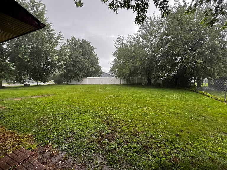 515 Valley View Dr — Photo 24