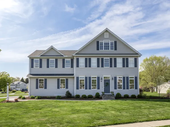 5 Dana Boulevard, Wallingford, CT 06492