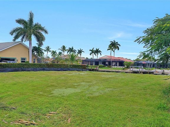 3rd image of 329 Grapewood Ct Lot 13