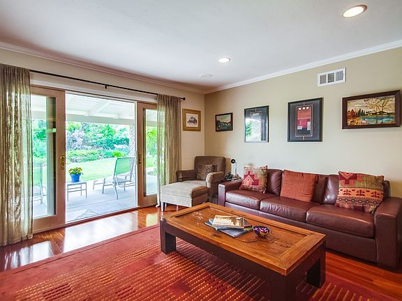 3rd image of 6575 Crystalaire Dr