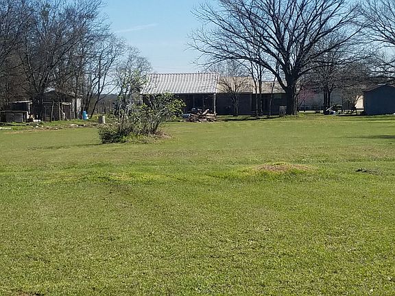 4th image of 715 Bradley St