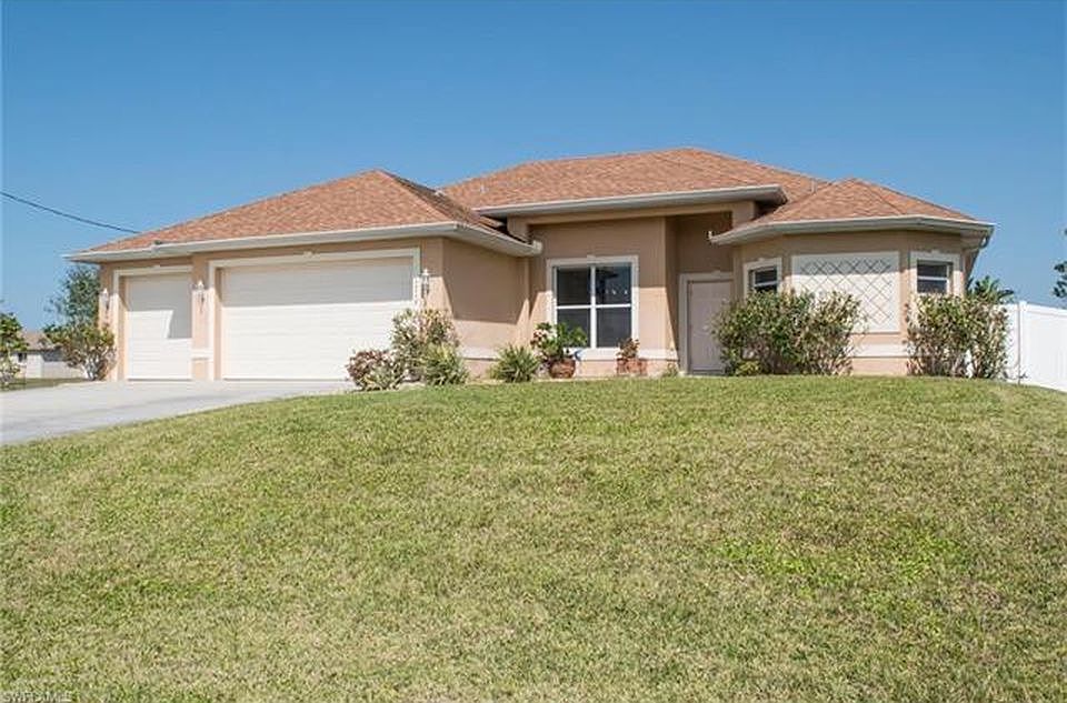 1st image of 1301 NW 18th St