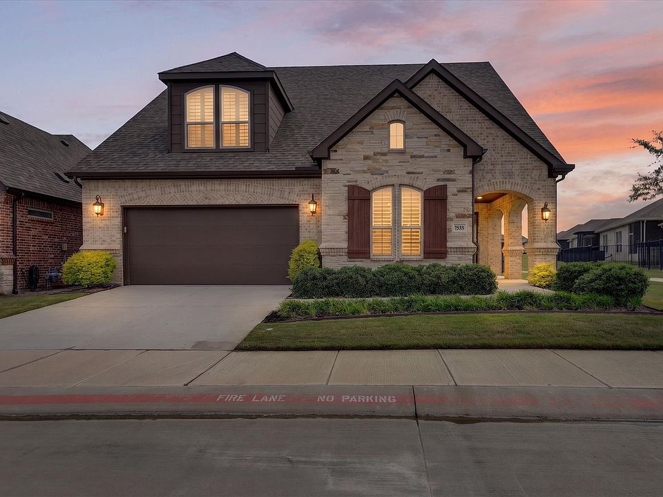 1st image of 7533 Vista Bella Way