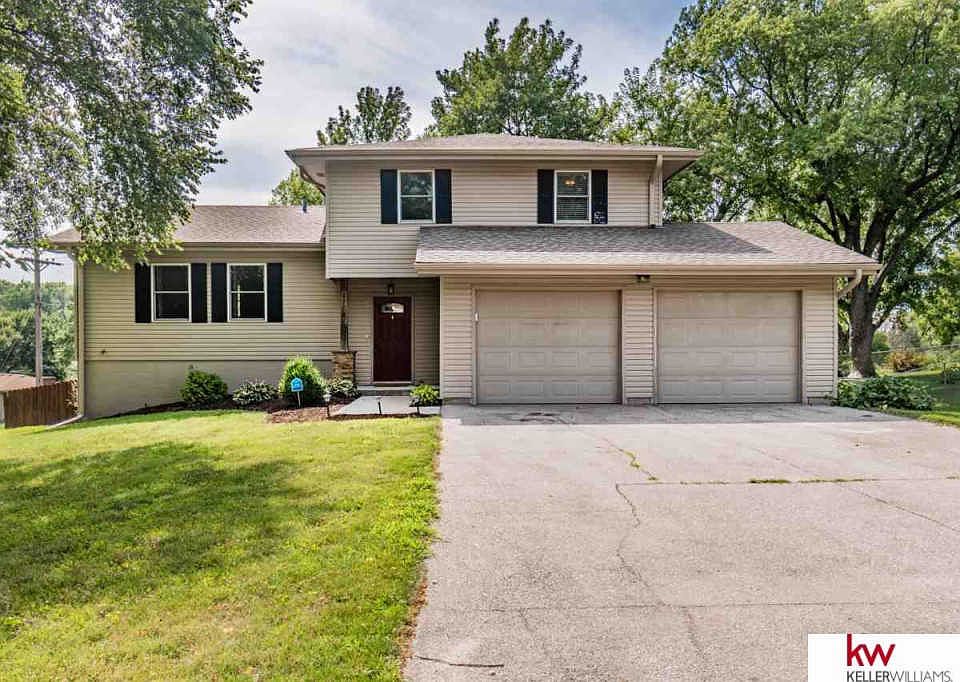 1st image of 4708 N 103rd St