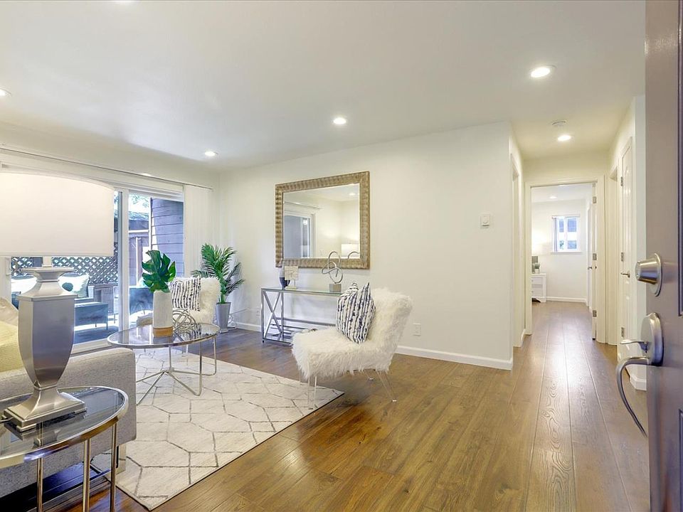 1st image of 1000 Yarwood Ct