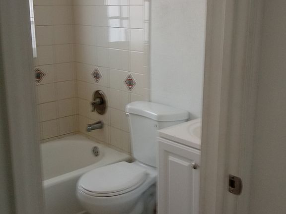 4th image of 18811 NW 47th Ct