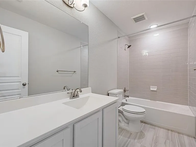 16905 Casanova Ave — Photo 32