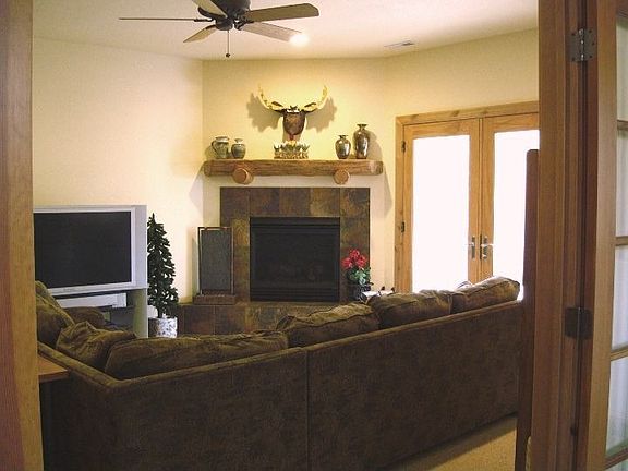 5th image of 600 Pembrook Dr