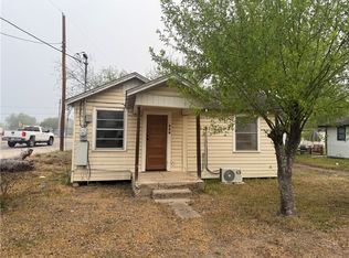 603 E Mesquite St, Benavides, TX 78341