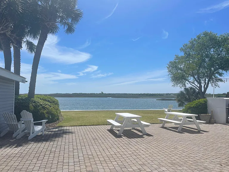 322 Causeway Dr #306 — Photo 41