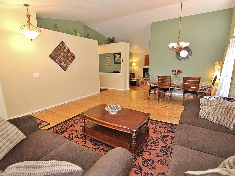 6177 S Peppertree Ave — Photo 14