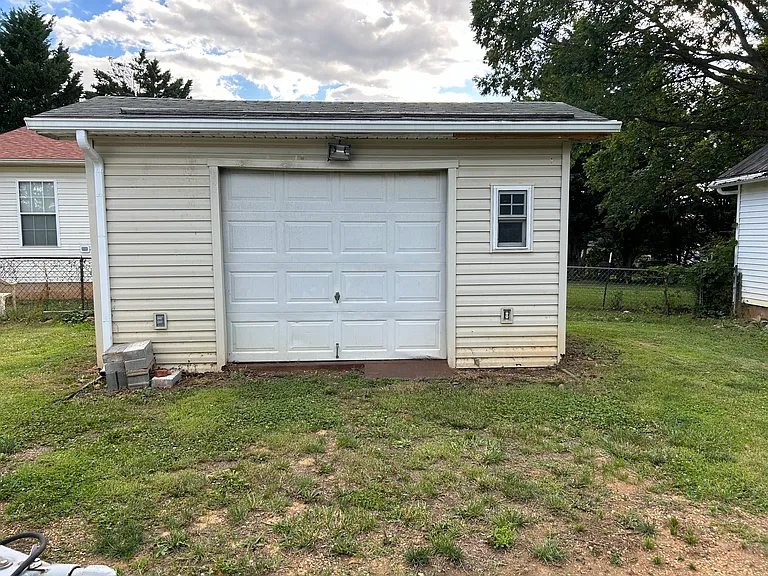 2085 Rice Ave — Photo 24
