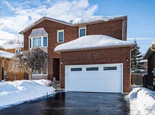 222 Bishop Dr, Barrie, ON L4N 6X8